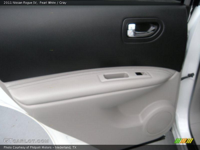 Pearl White / Gray 2011 Nissan Rogue SV