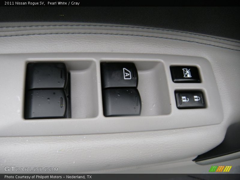 Pearl White / Gray 2011 Nissan Rogue SV