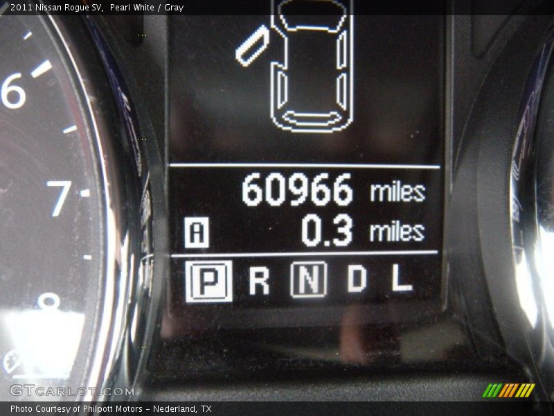 Pearl White / Gray 2011 Nissan Rogue SV