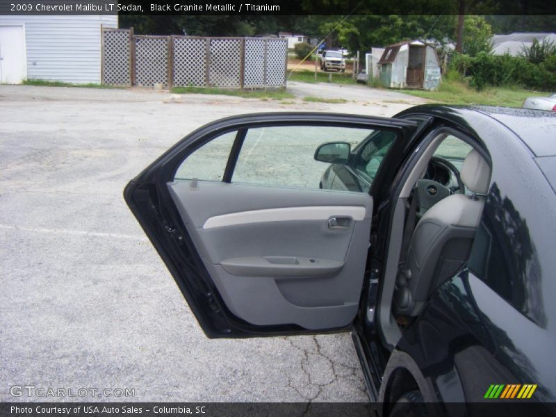Black Granite Metallic / Titanium 2009 Chevrolet Malibu LT Sedan