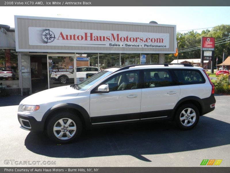 Ice White / Anthracite Black 2008 Volvo XC70 AWD