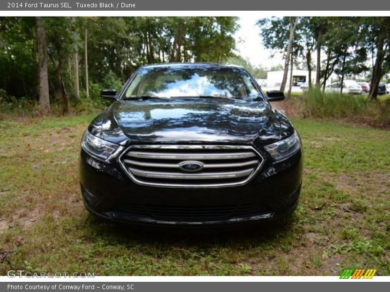 Tuxedo Black / Dune 2014 Ford Taurus SEL