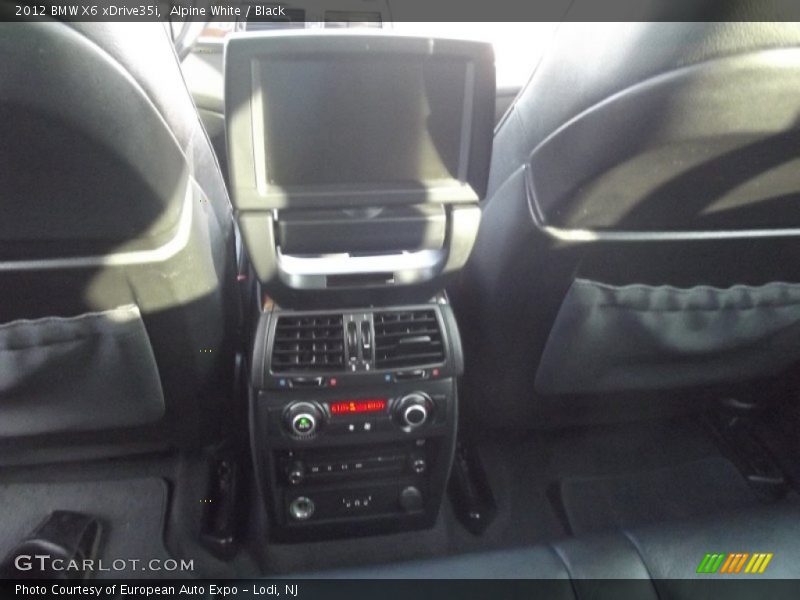 Alpine White / Black 2012 BMW X6 xDrive35i
