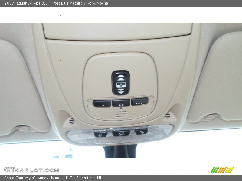 Frost Blue Metallic / Ivory/Mocha 2007 Jaguar S-Type 3.0