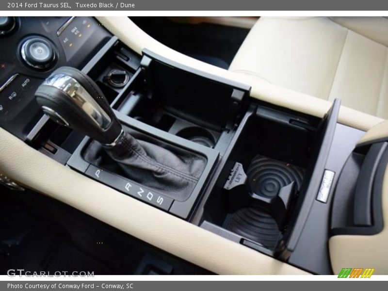 Tuxedo Black / Dune 2014 Ford Taurus SEL