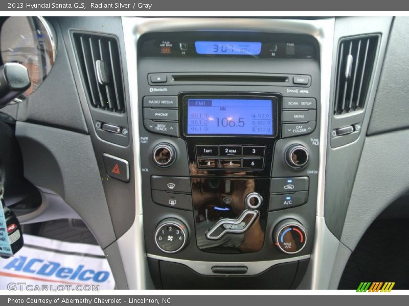 Radiant Silver / Gray 2013 Hyundai Sonata GLS