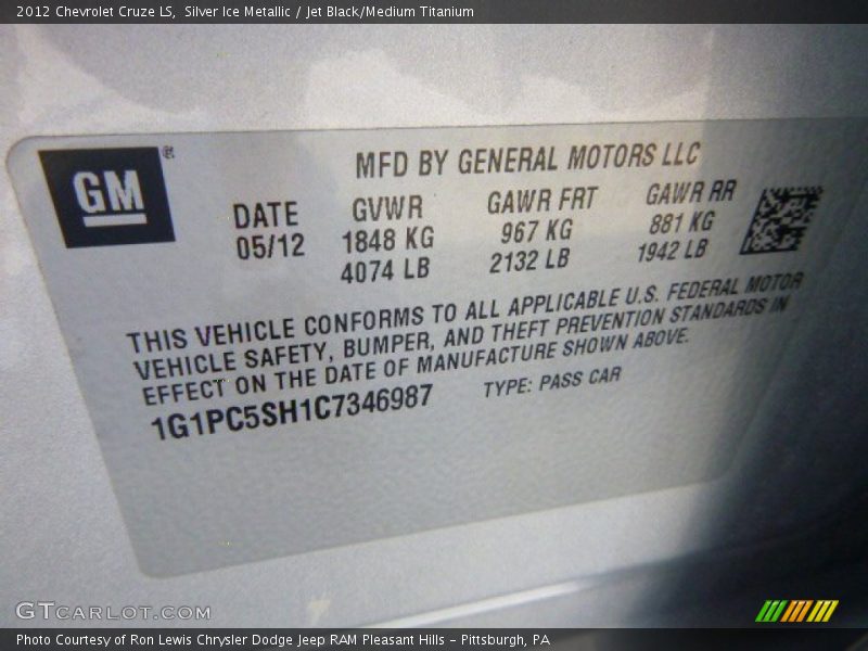 Silver Ice Metallic / Jet Black/Medium Titanium 2012 Chevrolet Cruze LS