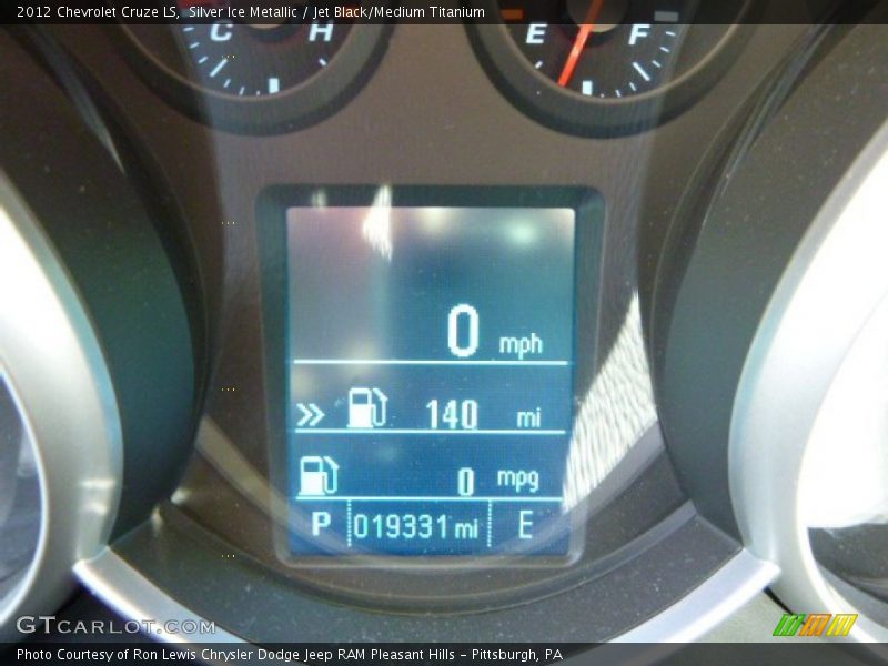 Silver Ice Metallic / Jet Black/Medium Titanium 2012 Chevrolet Cruze LS