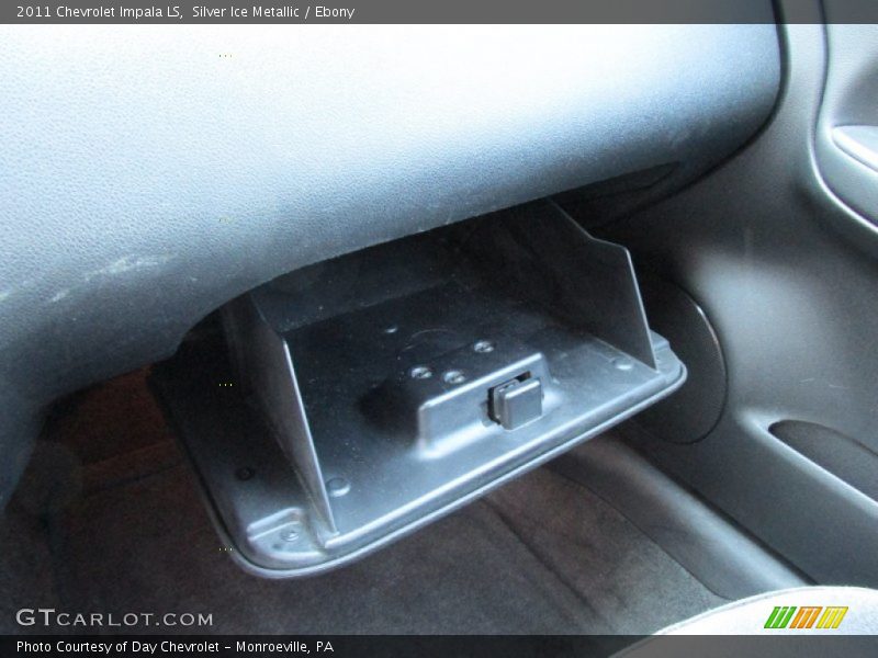 Silver Ice Metallic / Ebony 2011 Chevrolet Impala LS