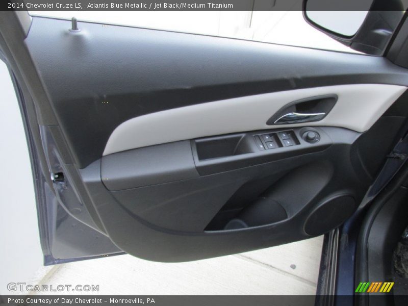 Atlantis Blue Metallic / Jet Black/Medium Titanium 2014 Chevrolet Cruze LS