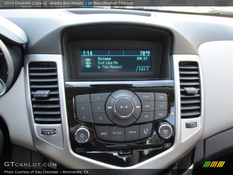 Atlantis Blue Metallic / Jet Black/Medium Titanium 2014 Chevrolet Cruze LS