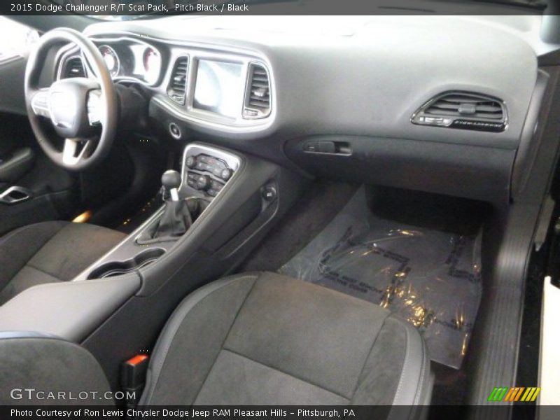Dashboard of 2015 Challenger R/T Scat Pack