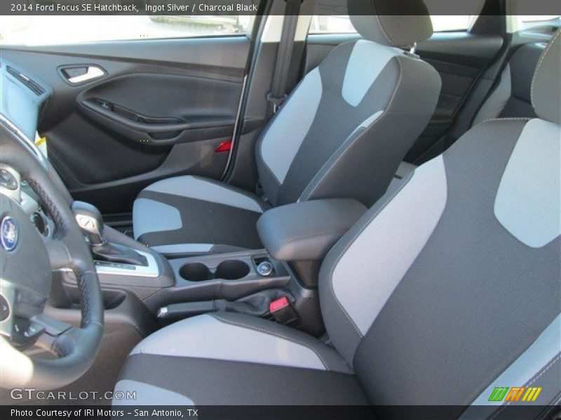 Ingot Silver / Charcoal Black 2014 Ford Focus SE Hatchback