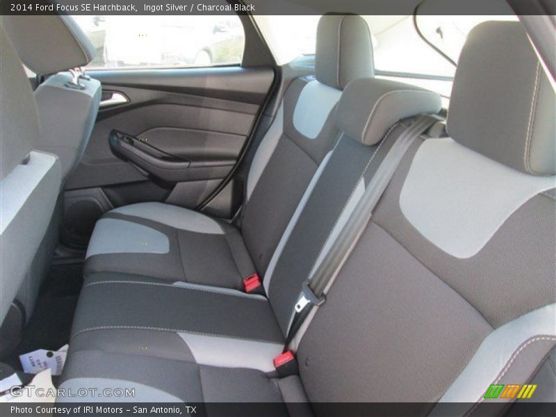 Ingot Silver / Charcoal Black 2014 Ford Focus SE Hatchback