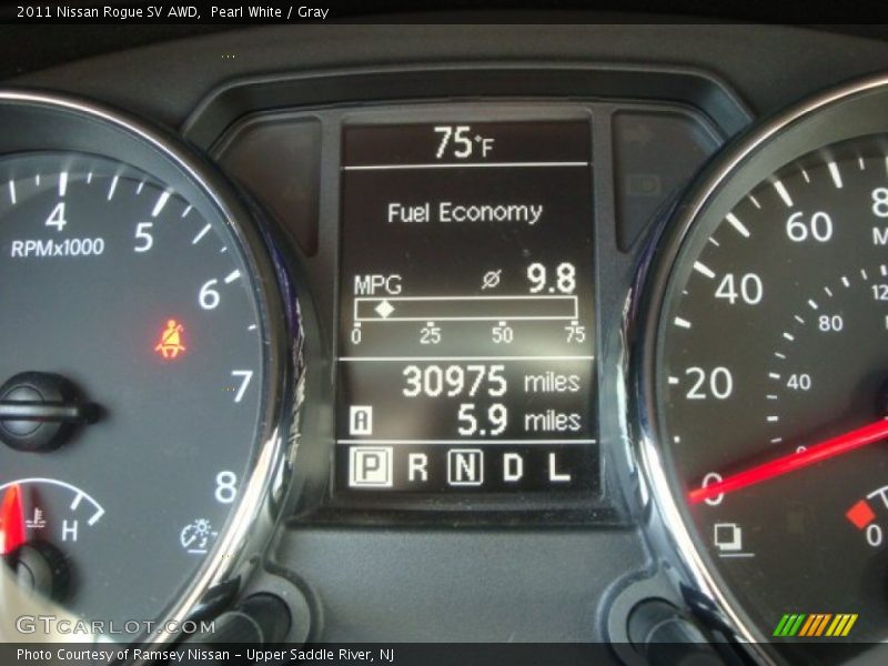 Pearl White / Gray 2011 Nissan Rogue SV AWD