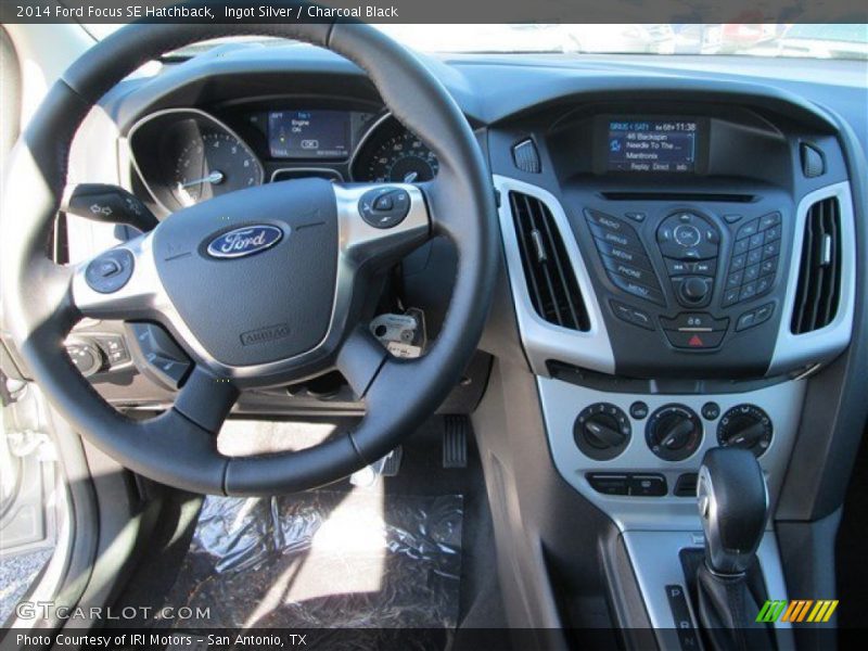 Ingot Silver / Charcoal Black 2014 Ford Focus SE Hatchback