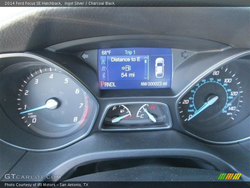 Ingot Silver / Charcoal Black 2014 Ford Focus SE Hatchback