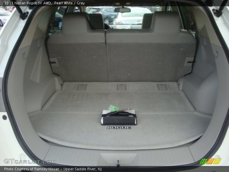 Pearl White / Gray 2011 Nissan Rogue SV AWD