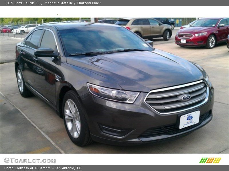 Magnetic Metallic / Charcoal Black 2015 Ford Taurus SEL