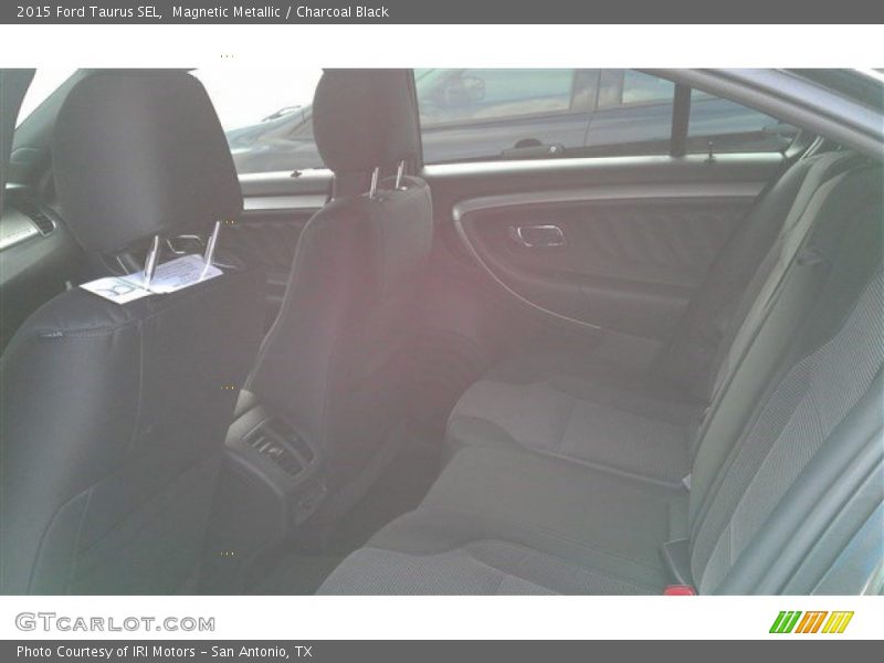 Magnetic Metallic / Charcoal Black 2015 Ford Taurus SEL