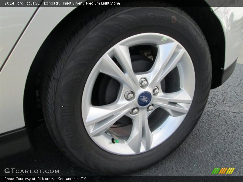 Ingot Silver / Medium Light Stone 2014 Ford Focus SE Hatchback