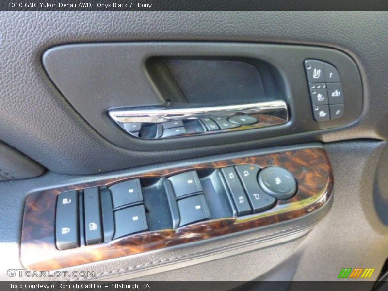 Onyx Black / Ebony 2010 GMC Yukon Denali AWD