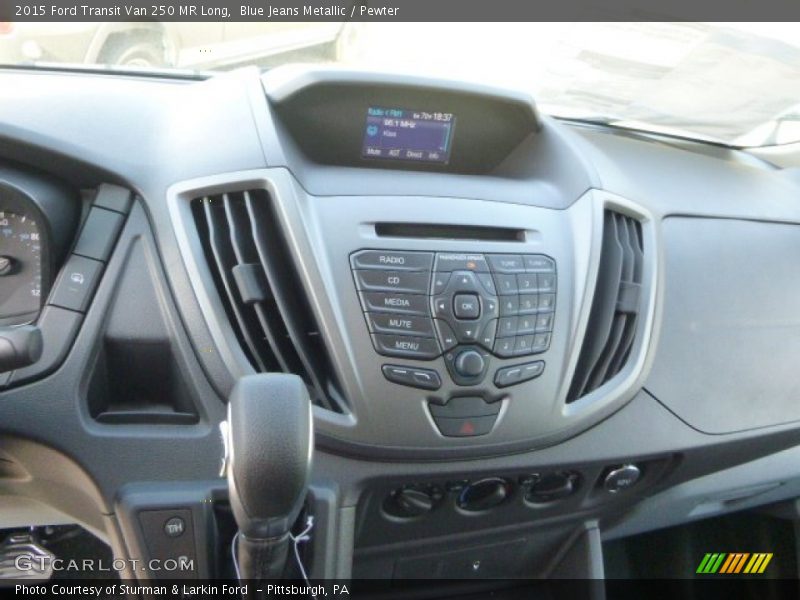 Controls of 2015 Transit Van 250 MR Long