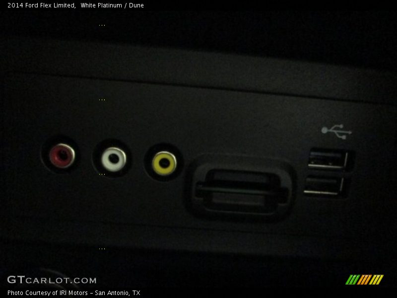 White Platinum / Dune 2014 Ford Flex Limited
