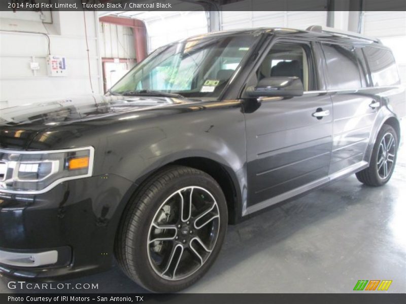 Tuxedo Black / Charcoal Black 2014 Ford Flex Limited