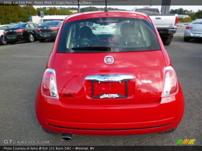 Rosso (Red) / Grigio/Nero (Gray/Black) 2013 Fiat 500 Pop