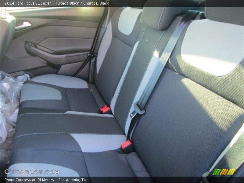 Tuxedo Black / Charcoal Black 2014 Ford Focus SE Sedan