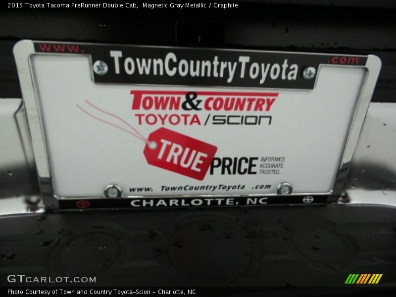 Magnetic Gray Metallic / Graphite 2015 Toyota Tacoma PreRunner Double Cab