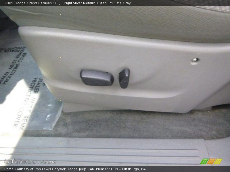 Bright Silver Metallic / Medium Slate Gray 2005 Dodge Grand Caravan SXT