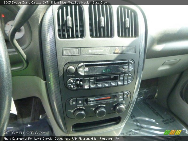 Bright Silver Metallic / Medium Slate Gray 2005 Dodge Grand Caravan SXT