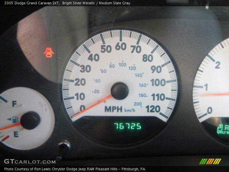 Bright Silver Metallic / Medium Slate Gray 2005 Dodge Grand Caravan SXT