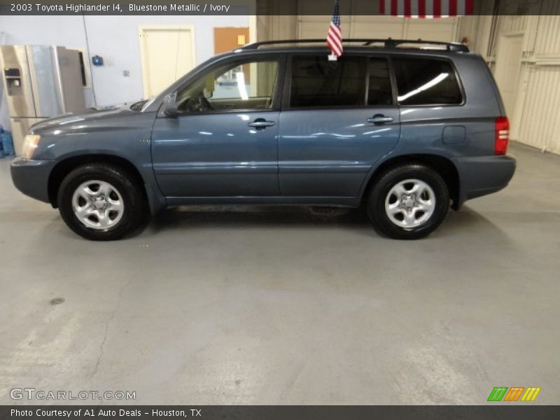 Bluestone Metallic / Ivory 2003 Toyota Highlander I4