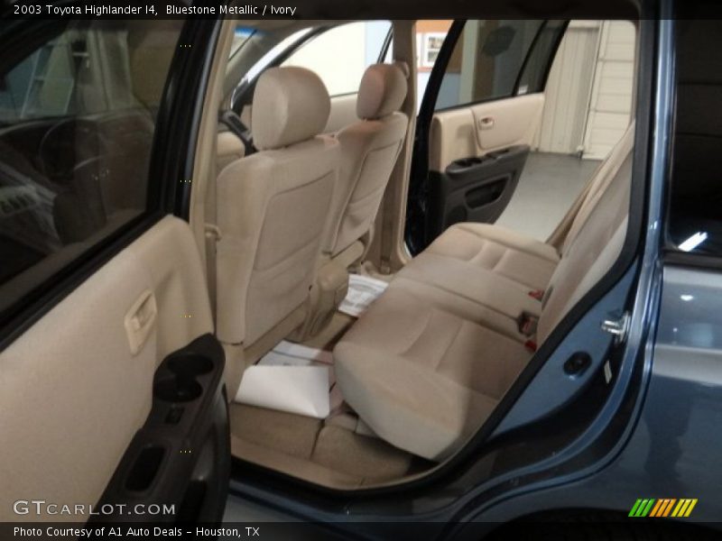 Bluestone Metallic / Ivory 2003 Toyota Highlander I4