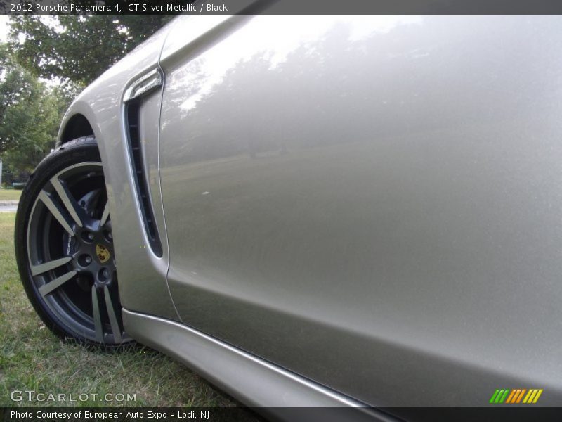 GT Silver Metallic / Black 2012 Porsche Panamera 4