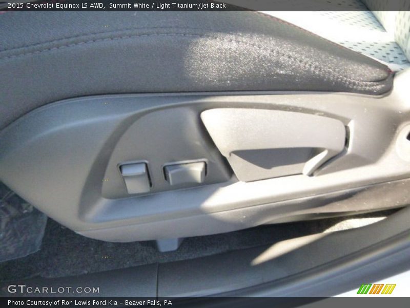 Summit White / Light Titanium/Jet Black 2015 Chevrolet Equinox LS AWD