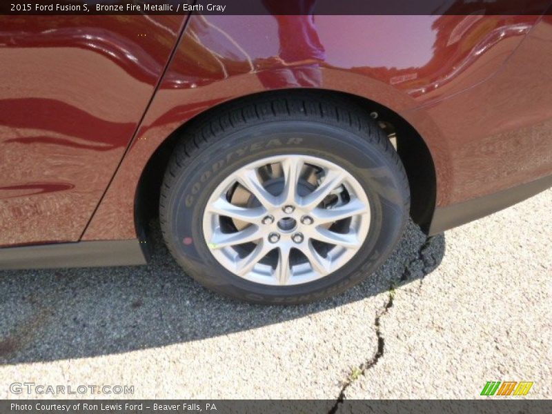 Bronze Fire Metallic / Earth Gray 2015 Ford Fusion S