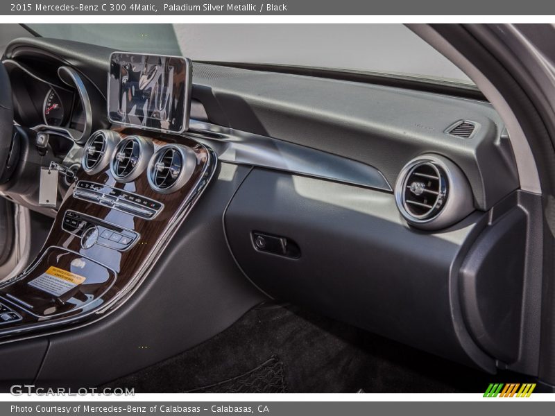 Paladium Silver Metallic / Black 2015 Mercedes-Benz C 300 4Matic