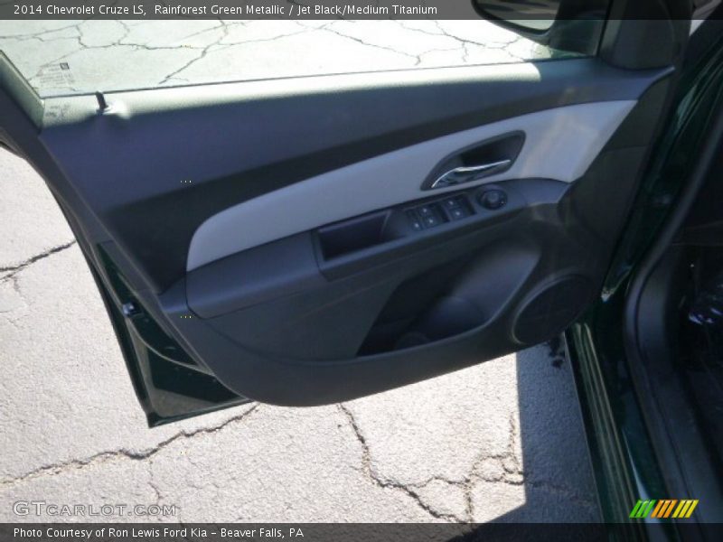 Rainforest Green Metallic / Jet Black/Medium Titanium 2014 Chevrolet Cruze LS