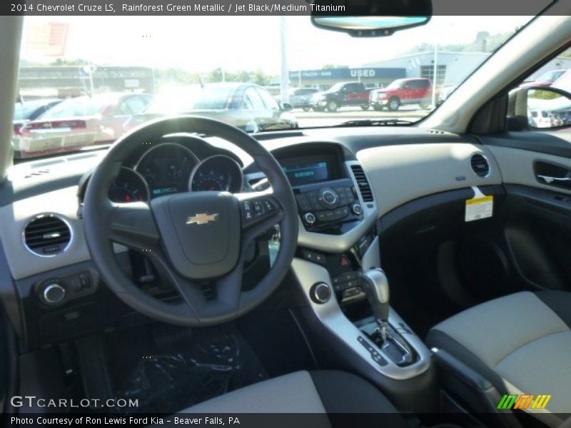 Rainforest Green Metallic / Jet Black/Medium Titanium 2014 Chevrolet Cruze LS