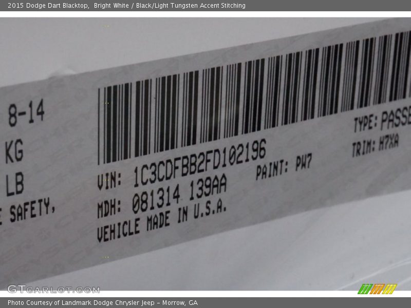 Bright White / Black/Light Tungsten Accent Stitching 2015 Dodge Dart Blacktop