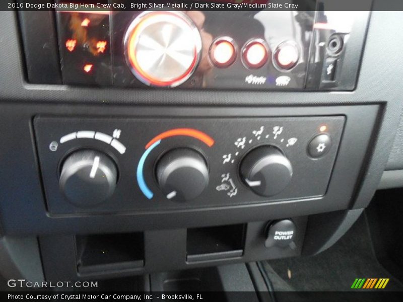 Bright Silver Metallic / Dark Slate Gray/Medium Slate Gray 2010 Dodge Dakota Big Horn Crew Cab