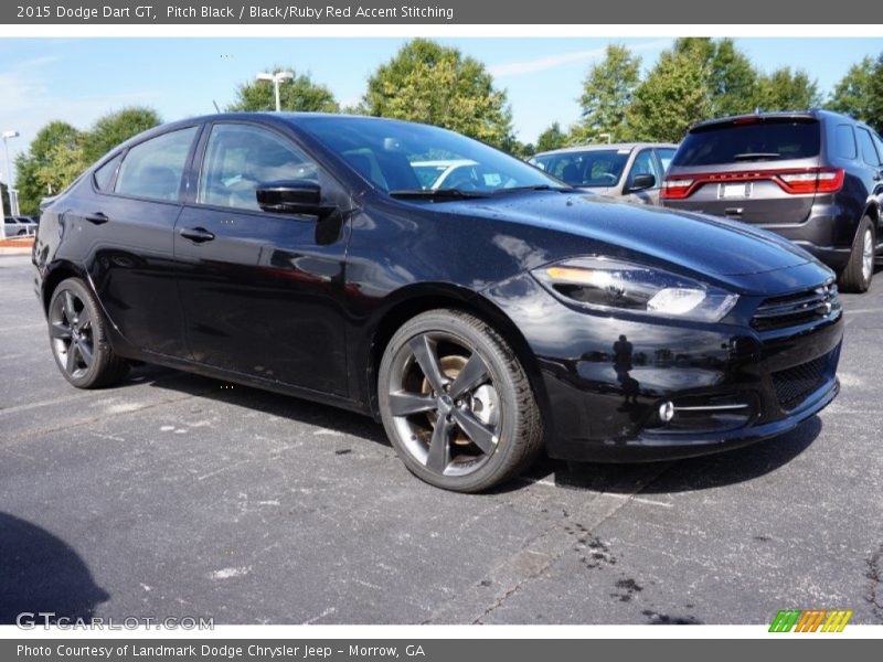 Front 3/4 View of 2015 Dart GT