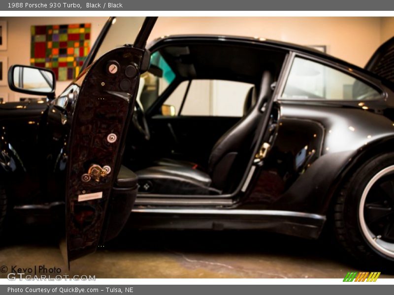 Black / Black 1988 Porsche 930 Turbo