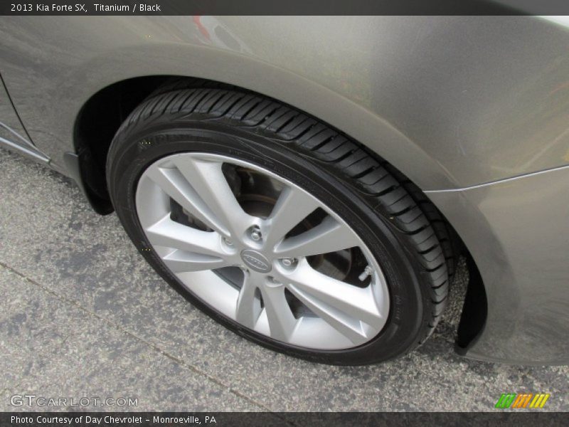 Titanium / Black 2013 Kia Forte SX