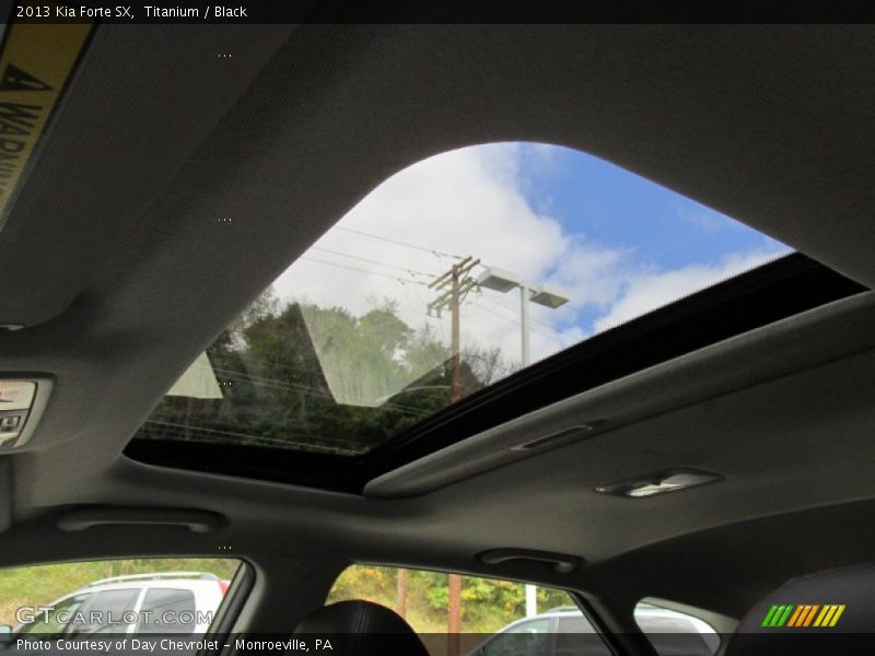 Titanium / Black 2013 Kia Forte SX