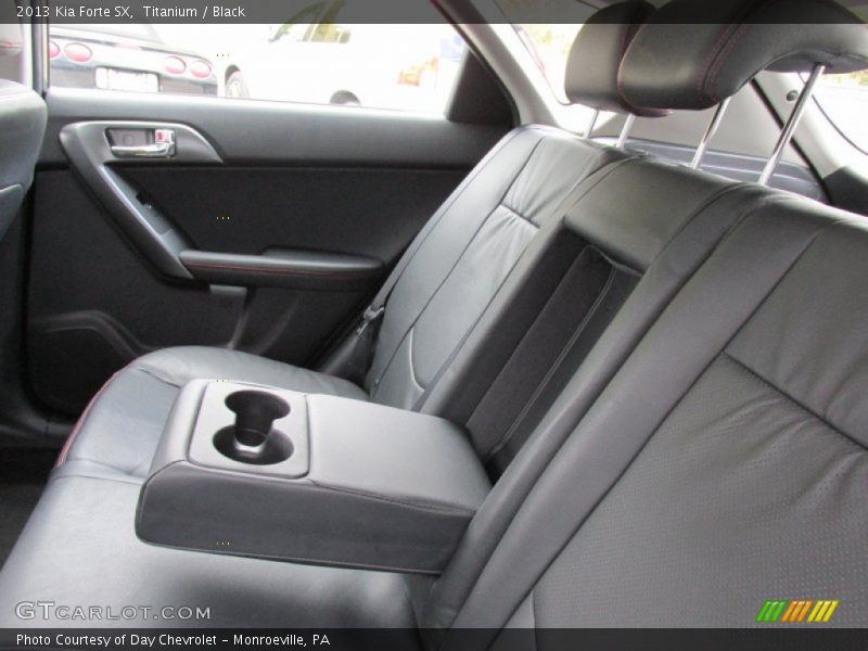 Titanium / Black 2013 Kia Forte SX